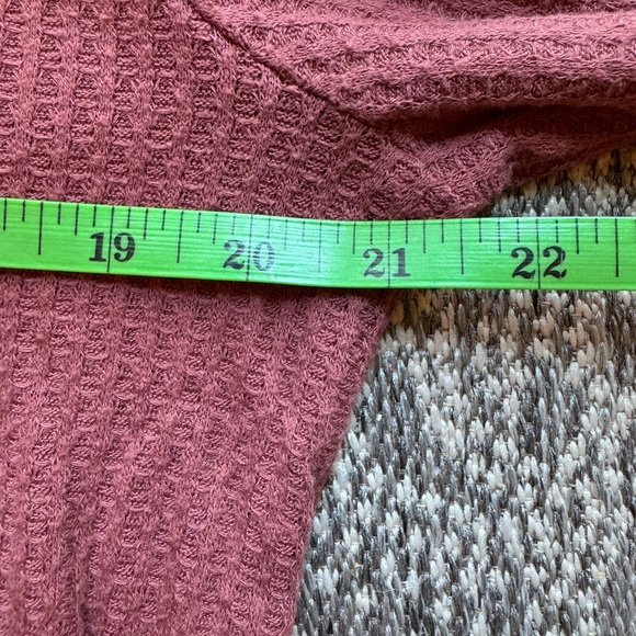 PAPER CRANE Dusty Rose Pink Long Sleeve Waffle Knit Top - Medium - Picture 7 of 11